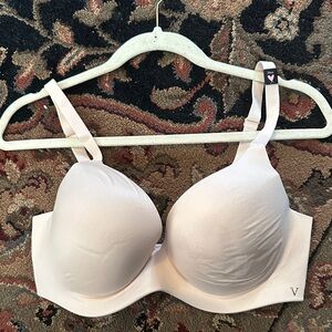 Victoria secret seamless push up Women's Cream Bra